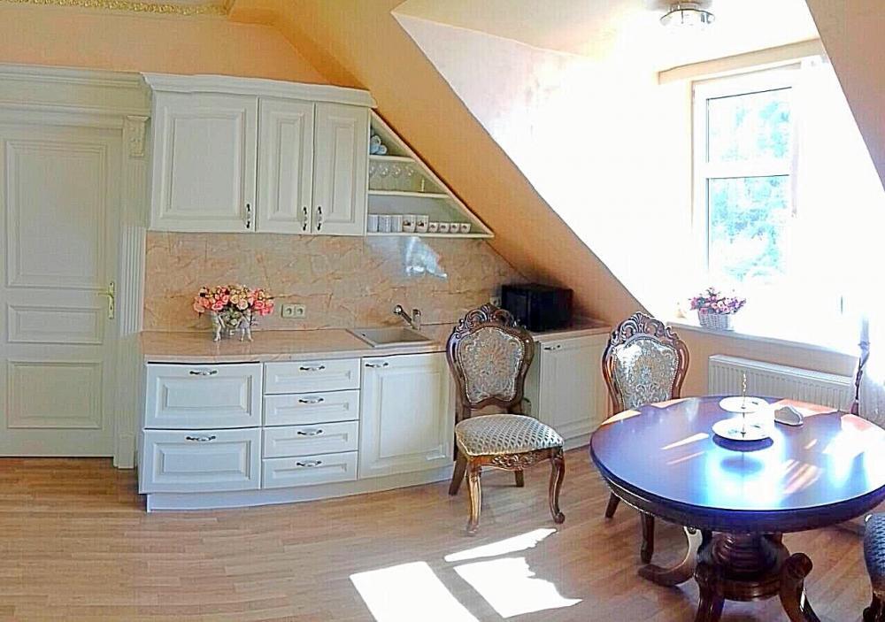קרלובי וארי Lira 3 Apartments מראה חיצוני תמונה